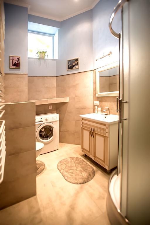Gorgeous Apartments In Historical Center Of Lvov Eksteriør billede